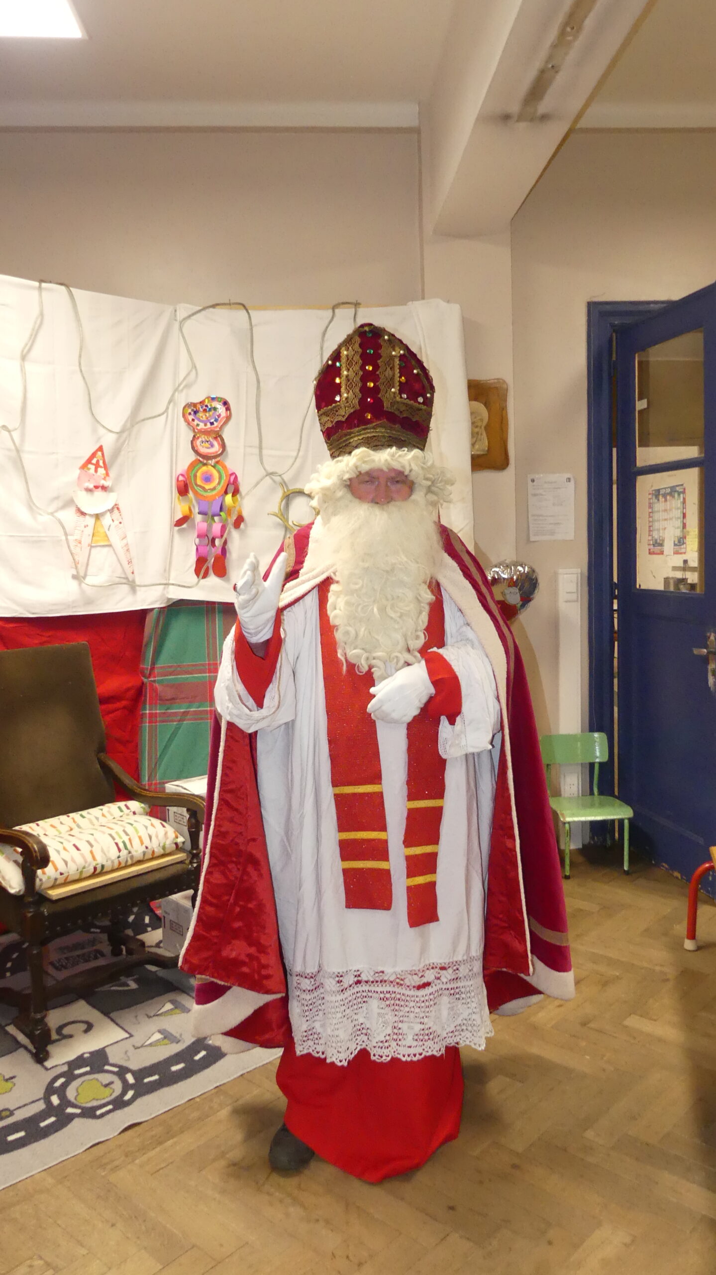 La magie de Saint-Nicolas : une journée inoubliable à l’Institut de l’Annonciation 15 P1000679 scaled