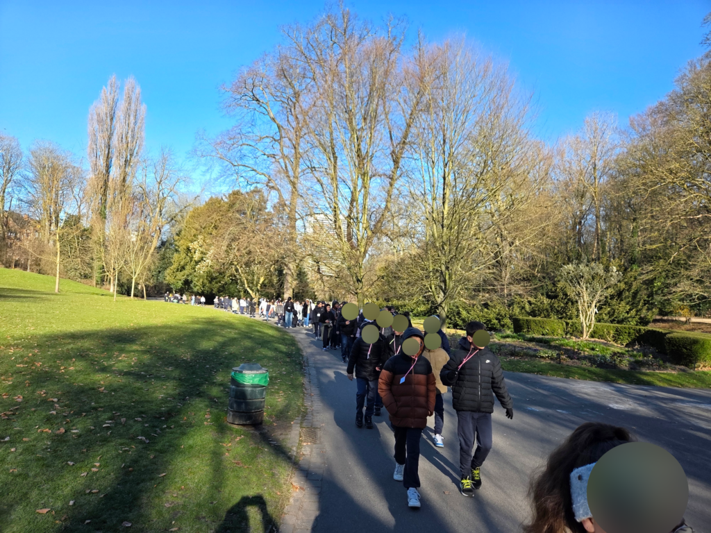 Une marche parrainée sous le signe de la solidarité et du soleil ! 4 20250318 092338 scrubbed