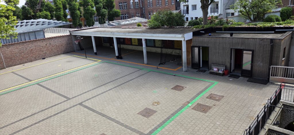 L'institut de l'Annonciation, une école de Schaerbeek, met en place des zones dans leurs cours de récréation 4 20250521 125818